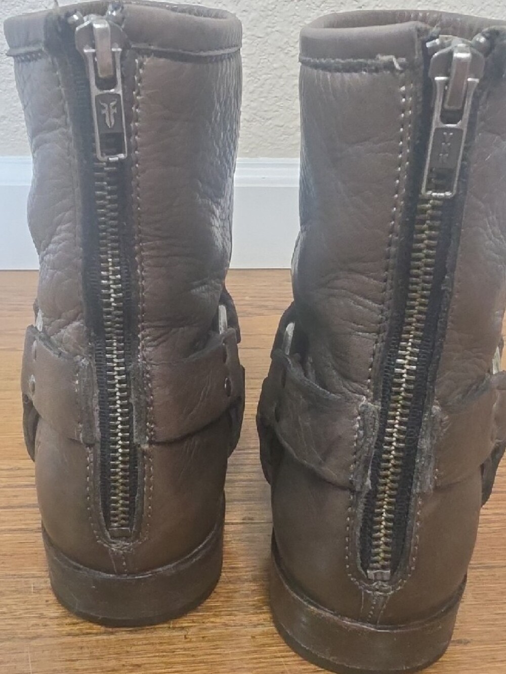 Frye Harness Short Boots Women's 9.5 Brown Distressed Leather Moto Biker Western - Picture 7 of 15